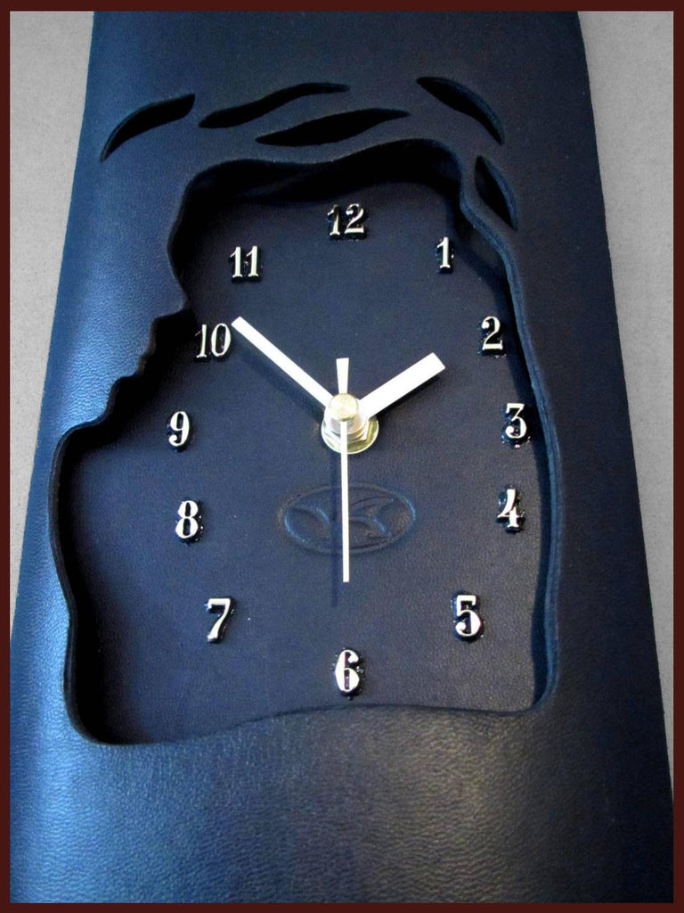 Handmade Leather Wall Clock RRP AUD 112.00 *Unique Gift * WHOLESALE Price K 214